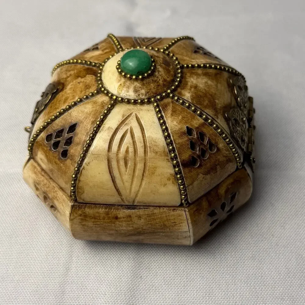Vintage Camel Bone & Brass Trinket Box Octagonal India Green Cabochon